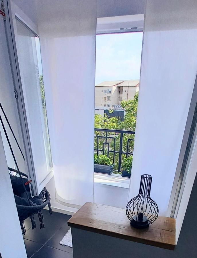 33 Coquette Apartment Baia Mare Ngoại thất bức ảnh
